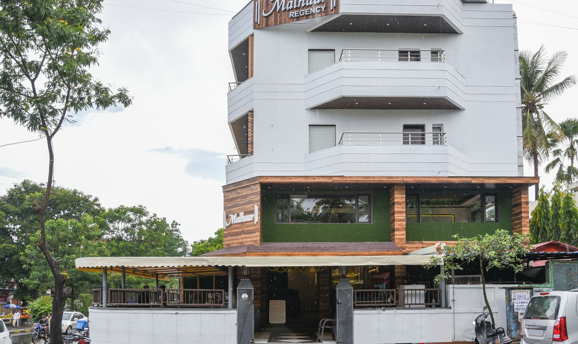 Treebo Malhaar Regency Hotel Chinchvad